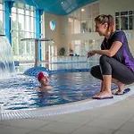 Park & Leisure Club Ireland Otel 4*