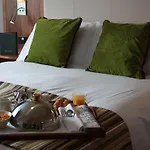 Park & Leisure Club Ireland Otel