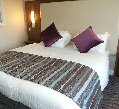 Park & Leisure Club Ireland 4*