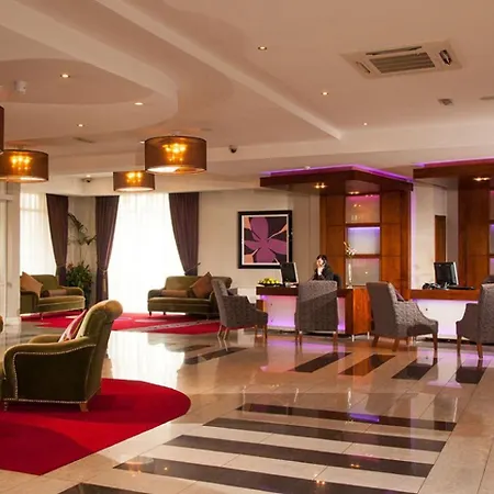Park & Leisure Club Ireland Szálloda 4*