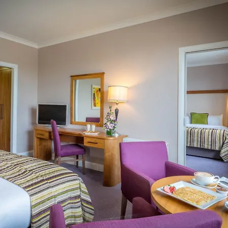 Park & Leisure Club Ireland 샤를르빌