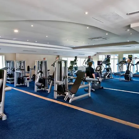 Park & Leisure Club Ireland Szálloda Charleville