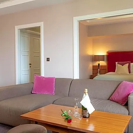 Park & Leisure Club Ireland 4*