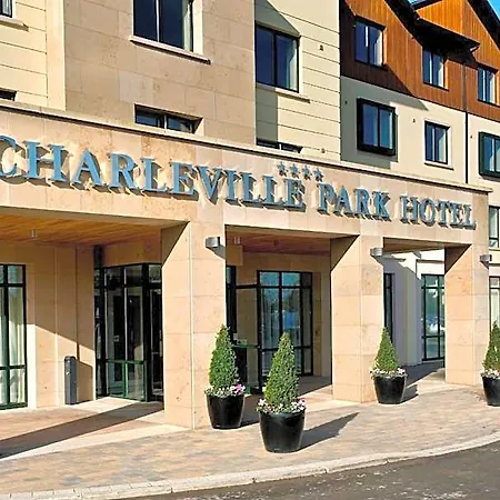 Park & Leisure Club Ireland 호텔 4*