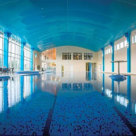 Park & Leisure Club Ireland 4*