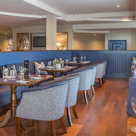Park & Leisure Club Ireland 4* Charleville